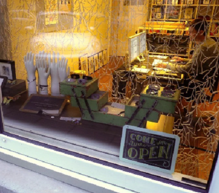 vintage glove molds from RetroChalet